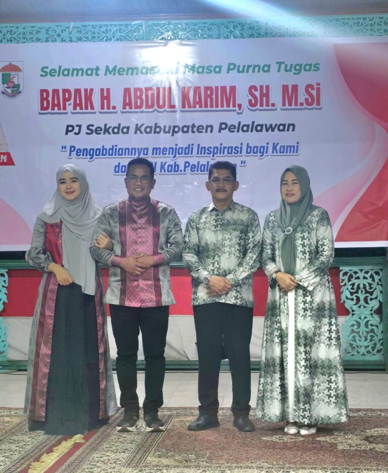 Bupati Pelalawan H. Zukri SE Ucapkan Terima Kasih Atas Dedikasi Pj Sekda H. Abdul Karim SH MSi Selama Bertugas