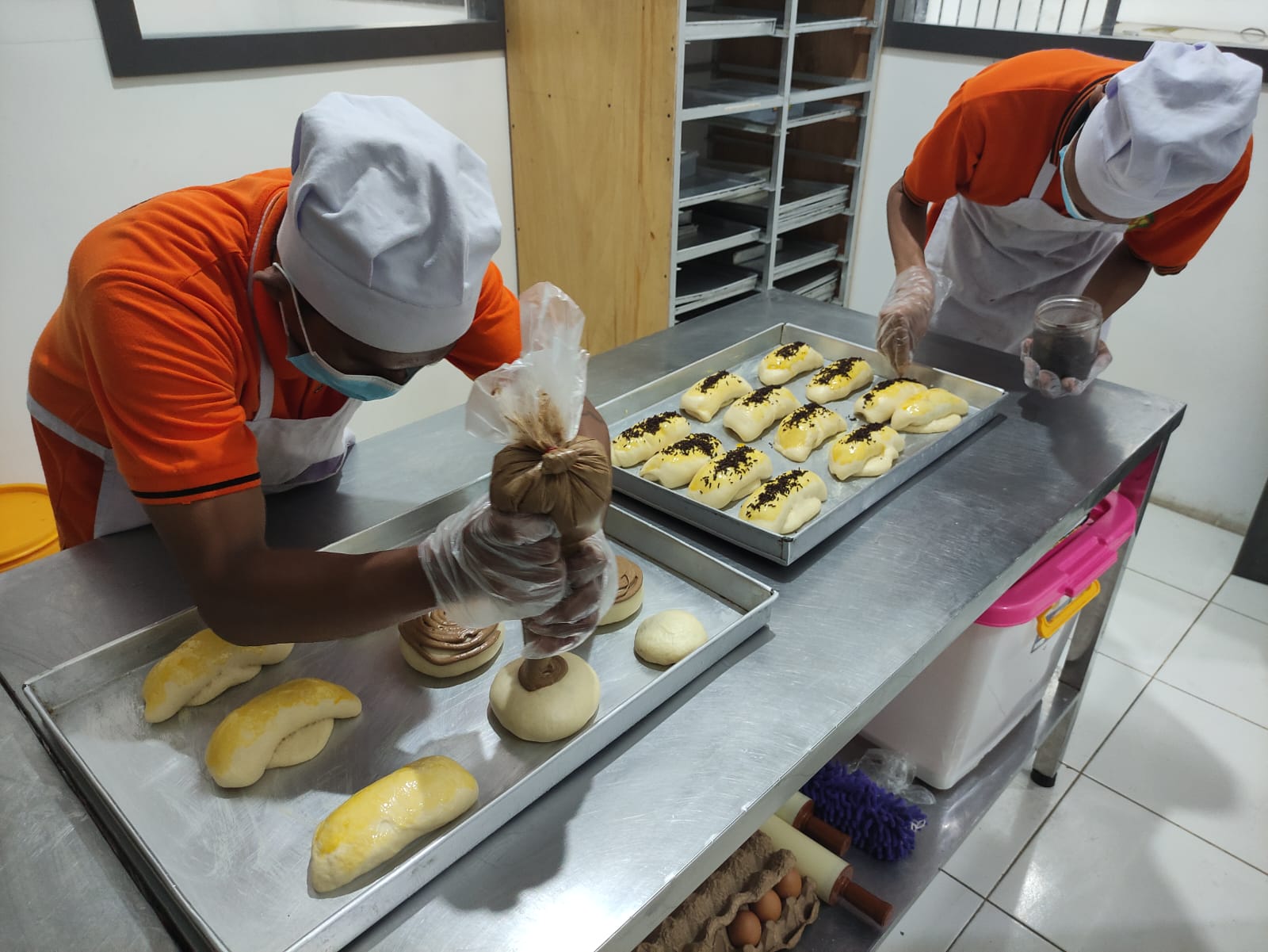 Produktivitas di Balik Jeruji, Roti Kayna Salah Satu Bukti Keberhasilan Pembinaan Kemandirian di Lapas Kelas IIA Pekanbaru