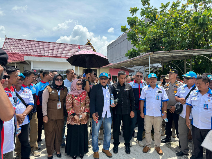 Bupati Dan Wakil Bupati Kampar Terima Aksi Damai dari Aliansi Federasi Serikat Pekerja Pertanian dan Perkebunan.