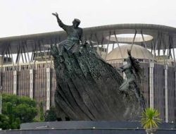 Wako Agung Dukung Pergantian Tugu Zapin, Ikon Baru Riau Lebih Melayu dan Modern