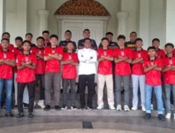 Tim Atlet Futsal Ikut Kejurda Piala Gubernur Di Lepas Bupati Pelalawan
