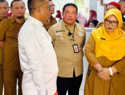 Bupati Zukri langsung menemui tenaga kesehatan guna Tindak lanjuti keluhan pelayanan pasien BPJS.