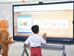 Memangkas Kesenjangan, Kemendikdasmen Perkuat Pembelajaran Digital di Teluk Bintuni